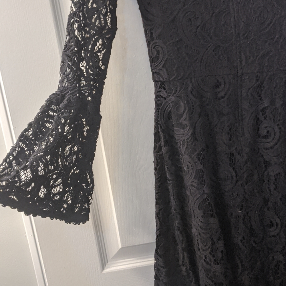 Black Lace Bell Sleeve Dress - Picture 4 of 4